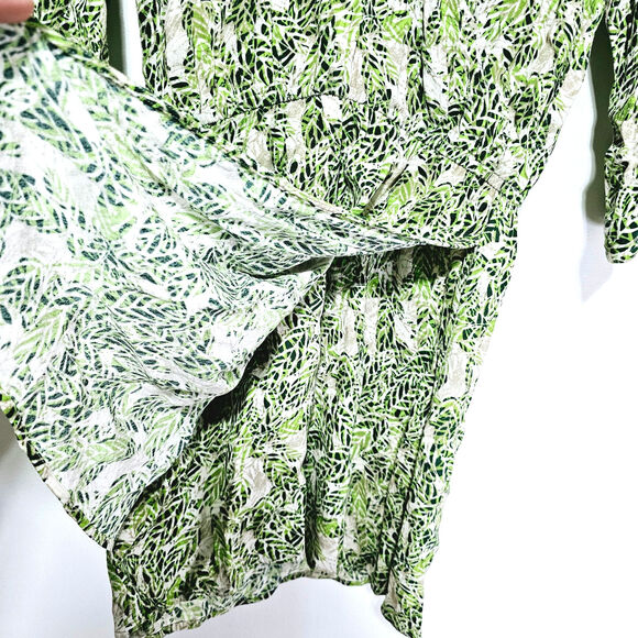CAbi Green/ White Leaf Print Tropical Faux Wrap Dress V-Neck Long Sleeve Size XS - Picture 4 of 7